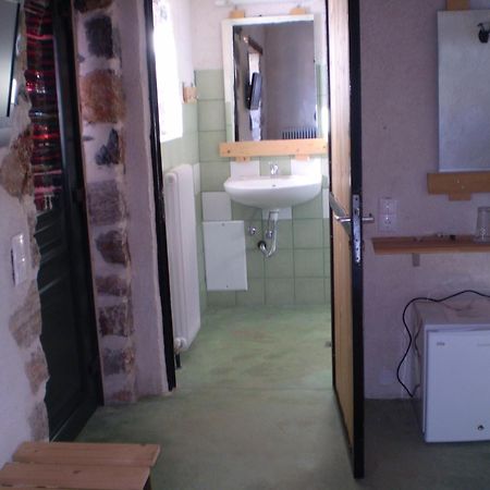 Hotel Arachovitika Kalivia Karyes Habitación foto