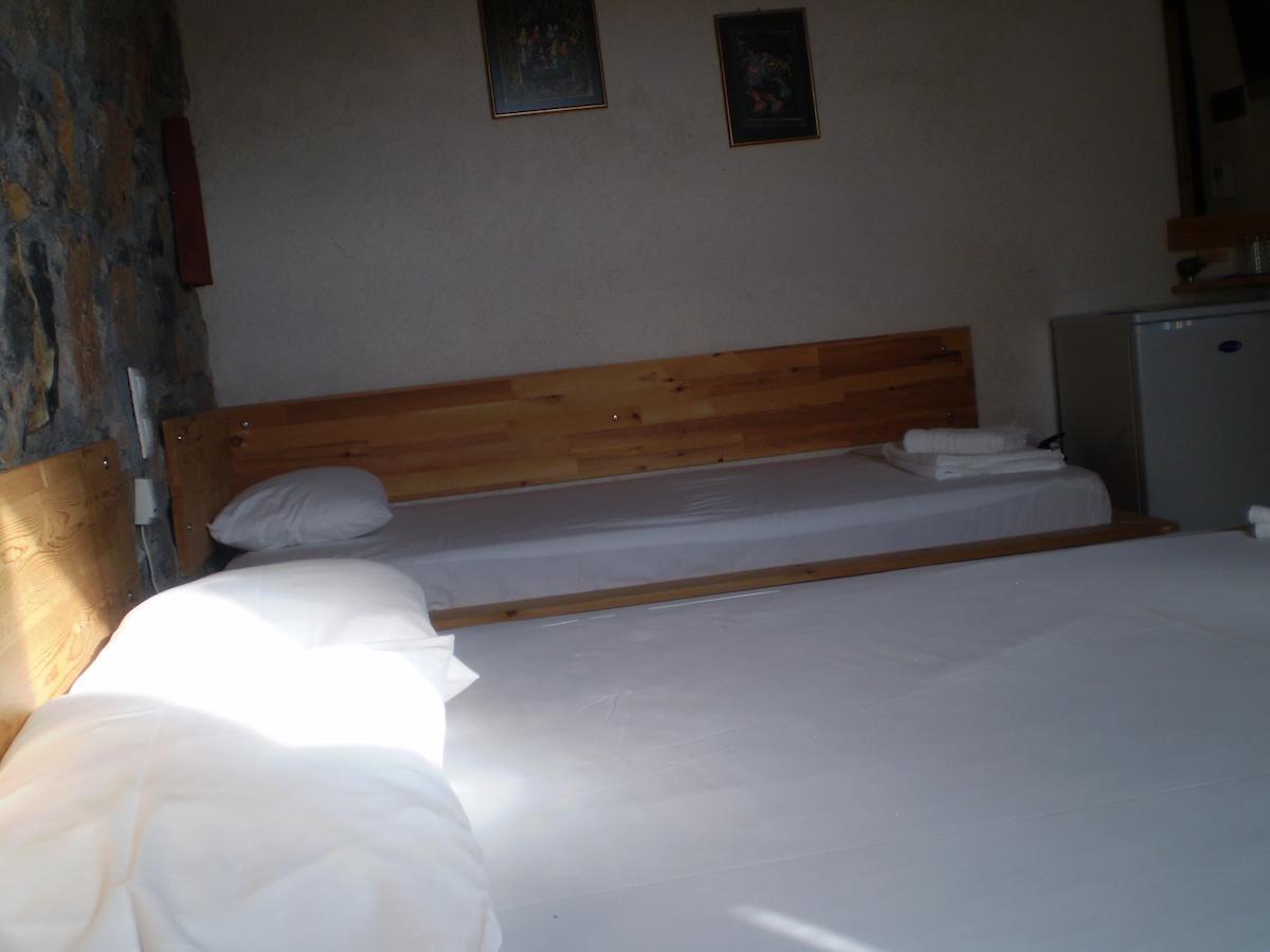 Hotel Arachovitika Kalivia Karyes Habitación foto